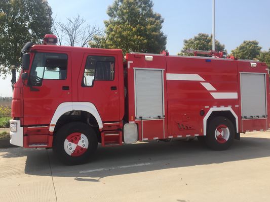 HOWO Water Foam Fire Fighting Truck , 4x2 8 Ton Emergency Rescue Vehicle