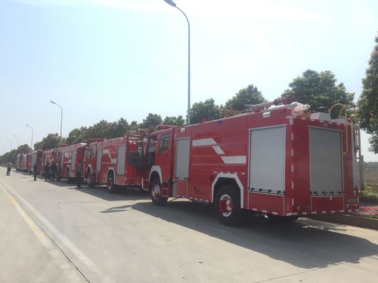 HOWO Water Foam Fire Fighting Truck , 4x2 8 Ton Emergency Rescue Vehicle