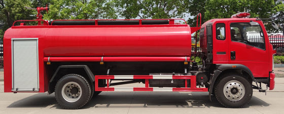 118KW 4x2 Fire Department Vehicles , Fire Truck Fire Engine 9000L Water Tank Capacity