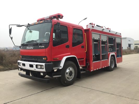 ISUZU 6 टन सिटी मुख्य फोम फायर ट्रक 177kw इंजन