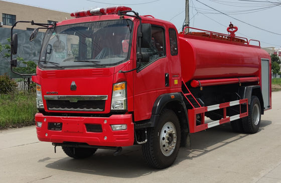 HOWO 8000L Water Tank Fire Truck 118kw 6 Wheeled Multipurpose