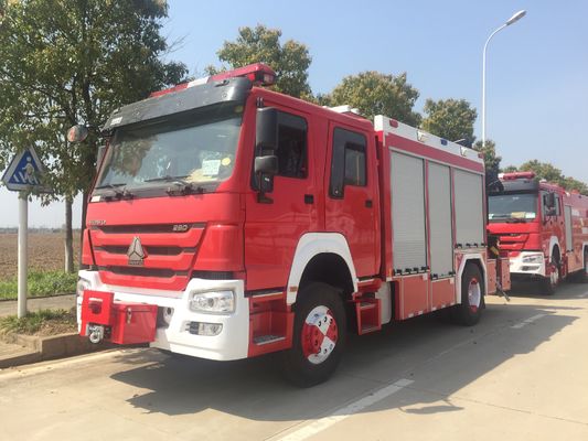 हाउ फायर फाइटिंग लाइट रेस्क्यू फायर ट्रक 228KW 4x2 5 टन क्रेन के साथ